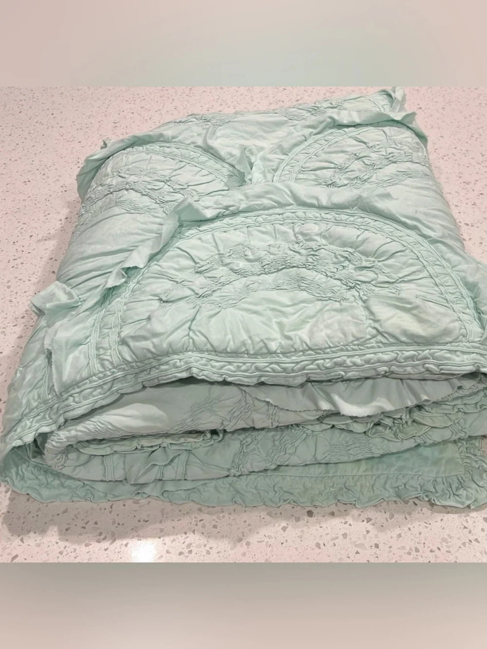 Rare HTF Anthropologie rivulets king quilt